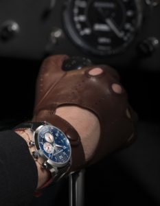 Baume & Mercier mordue par un Cobra