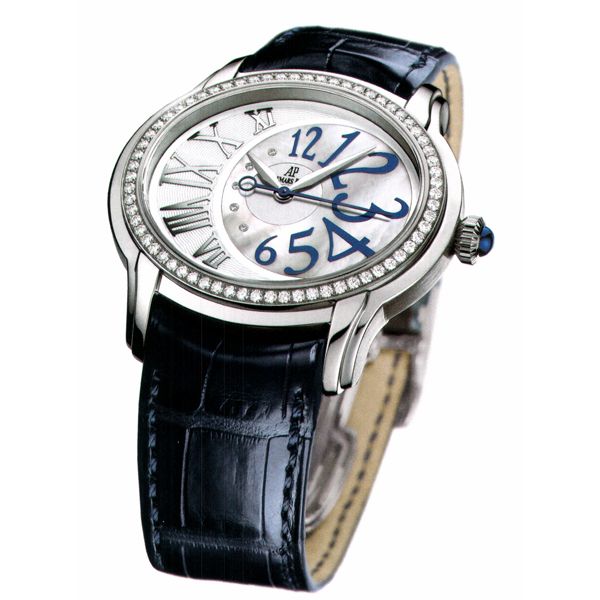 Millenary pour dames 77301BC.ZZ.D301CR.01