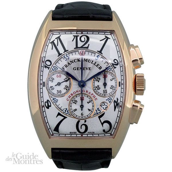 Cintrée Curvex Chronographe Réf. 8880