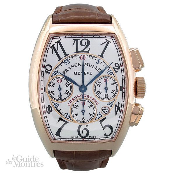 Cintrée Curvex Chronographe Réf. 8880